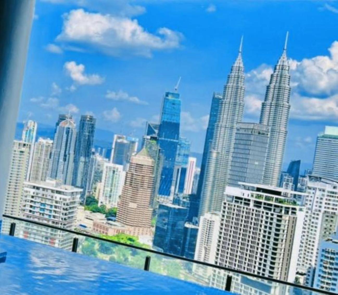 The Luxe Suites Klcc By Cozy Stay Куала-Лумпур Экстерьер фото