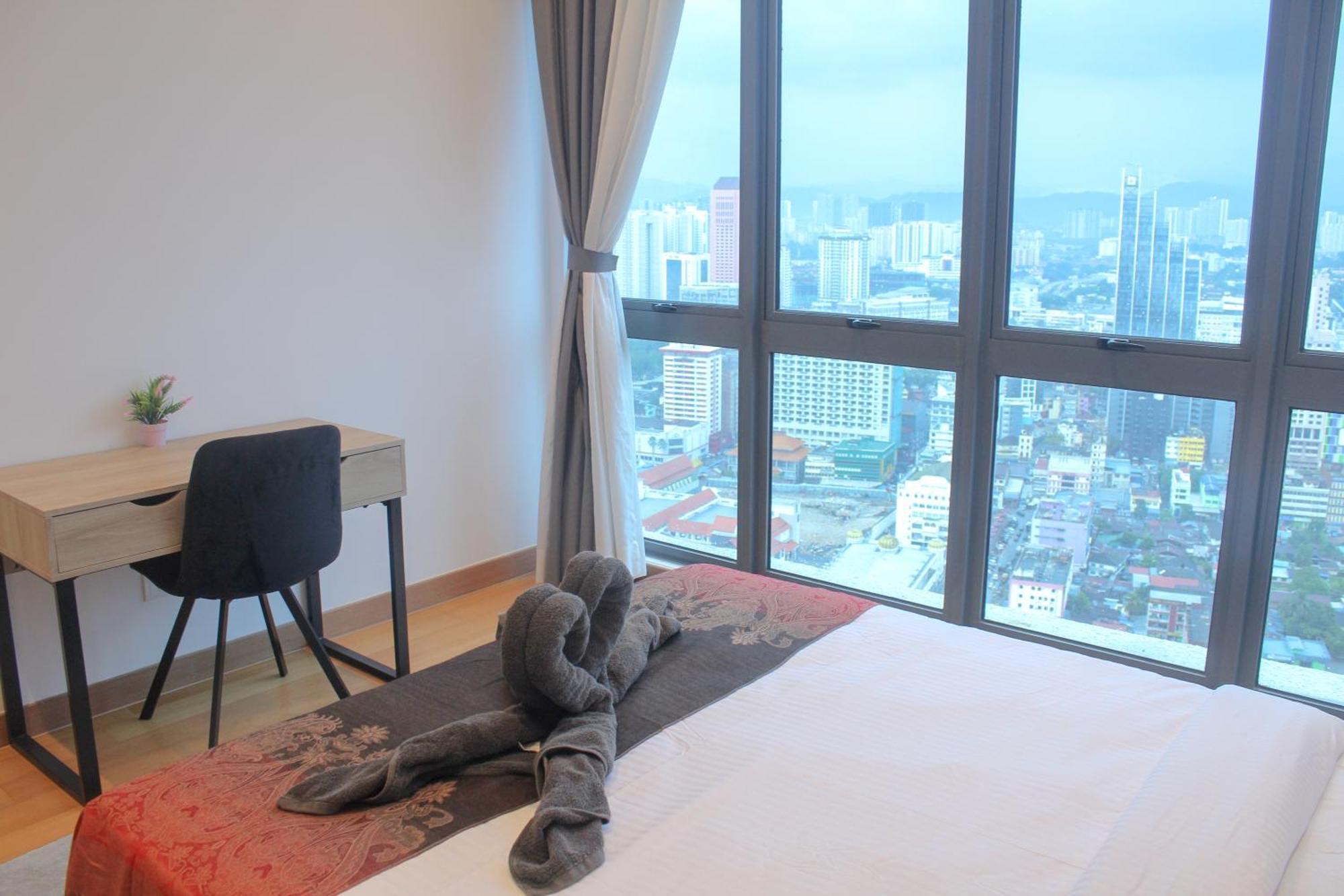 The Luxe Suites Klcc By Cozy Stay Куала-Лумпур Экстерьер фото